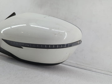 2017-2020 Nissan Rogue Driver Side View Mirror - Left Door Mirror OEM Used