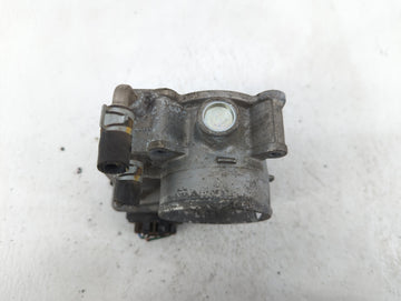 2014-2020 Nissan Rogue Throttle Body P/N:3TA60-01 B 3TA60-01 C, 3TA60-01 A Fits Fits 2013 2014 2015 2016 2017 2018 2019 2020 OEM Used Auto Parts