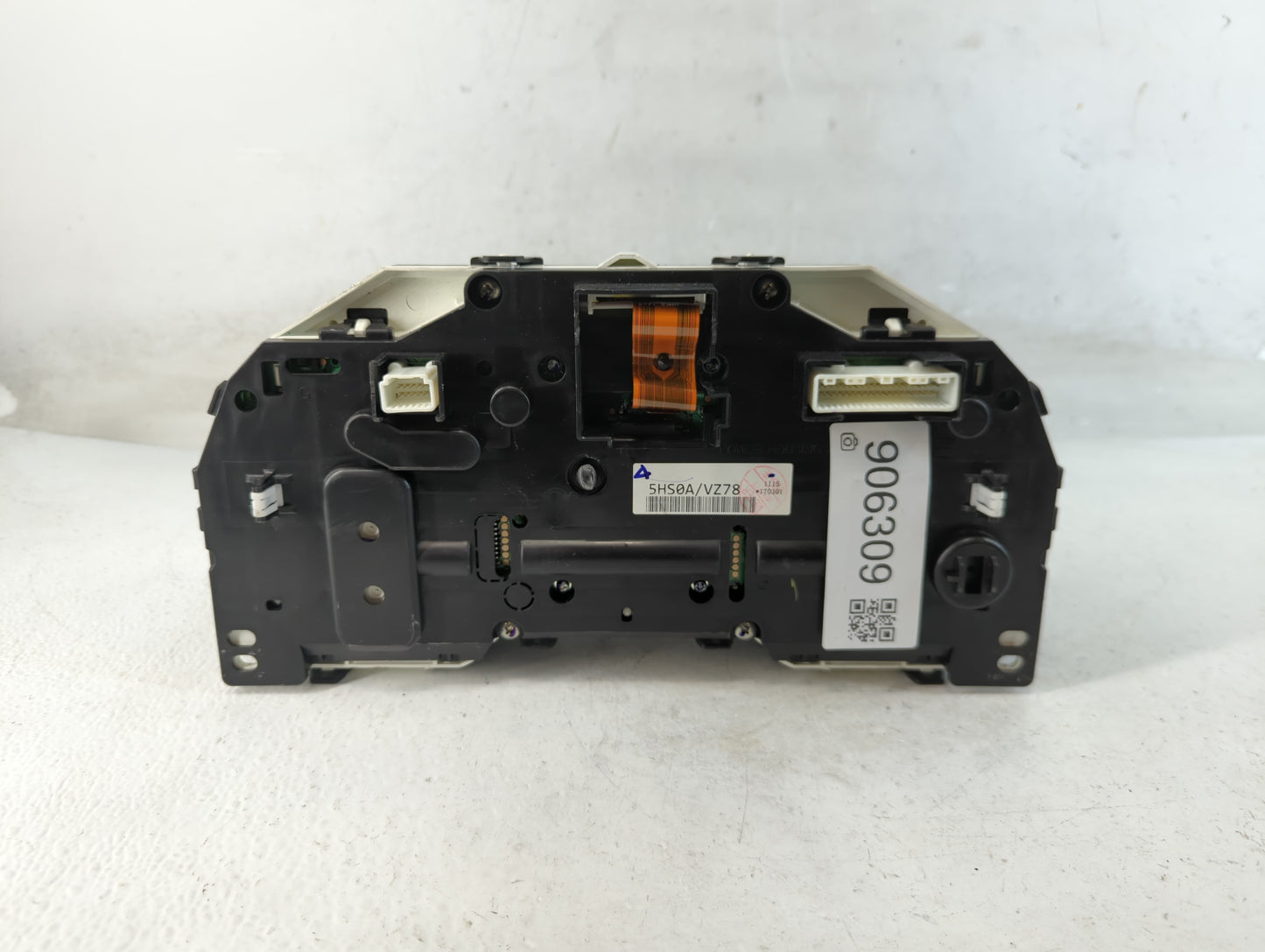 2017 Nissan Rogue Instrument Cluster Speedometer Gauges P/N:5HS0A/VZ78 Fits OEM Used Auto Parts - Oemusedautoparts1.com