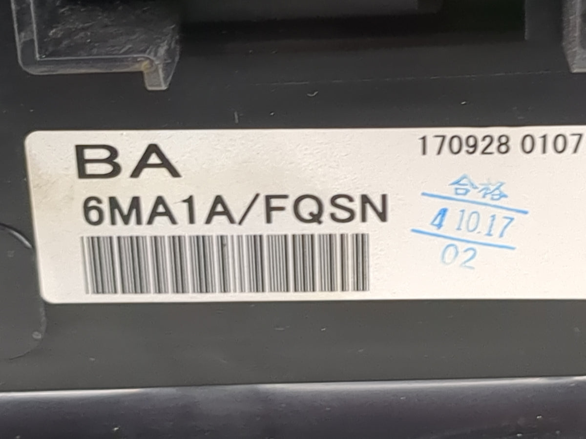 2017-2018 Nissan Rogue Sport Instrument Cluster Speedometer Gauges P/N:6MA1A/FQSN 6MA1A, FQSN Miles:150K Fits Fits 2017 2018