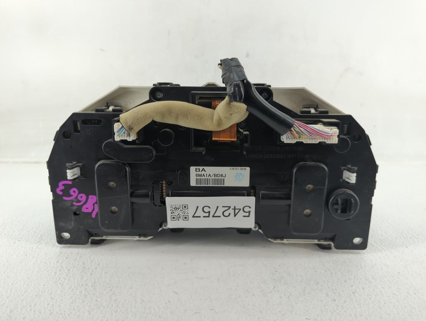 2017-2018 Nissan Rogue Sport Instrument Cluster Speedometer Gauges P/N:6MA1A BKD7 Fits Fits 2017 2018 OEM Used Auto Parts -