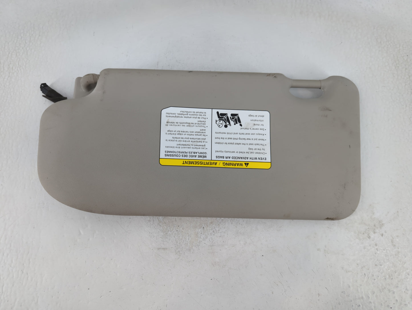 2017-2018 Nissan Rogue Sport Sun Visor Shade Replacement Passenger Right Mirror Fits Fits 2017 2018 OEM Used Auto Parts - Oe