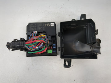 2013-2019 Nissan Sentra Fusebox Fuse Box Panel Relay Module P/N:284B7 3RA3B Fits Fits 2013 2014 2015 2016 2017 2018 2019 OEM Used Auto Parts
