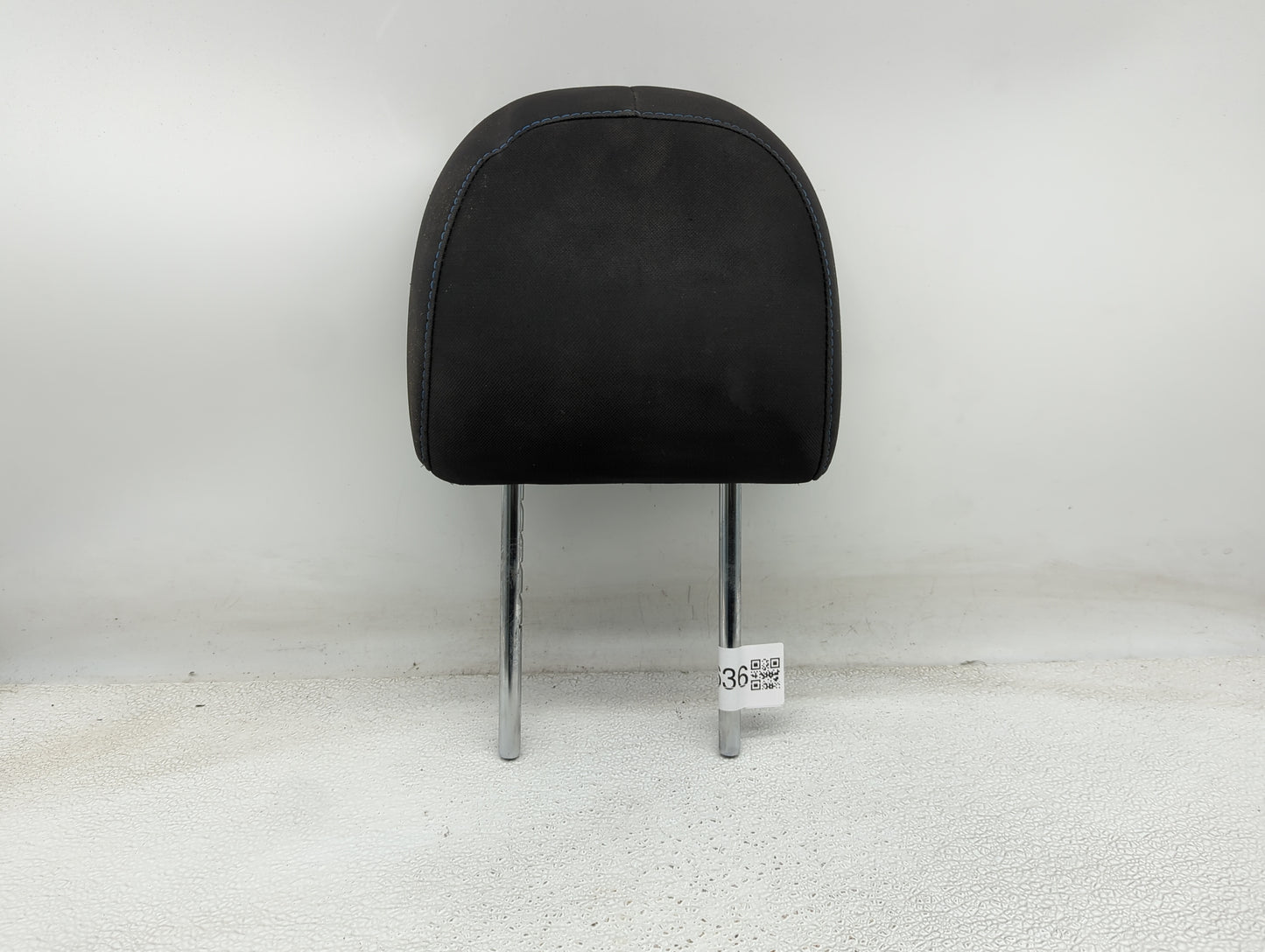 2016-2017 Nissan Sentra Headrest Head Rest Front Driver Passenger Seat Fits Fits 2016 2017 OEM Used Auto Parts - Oemusedauto