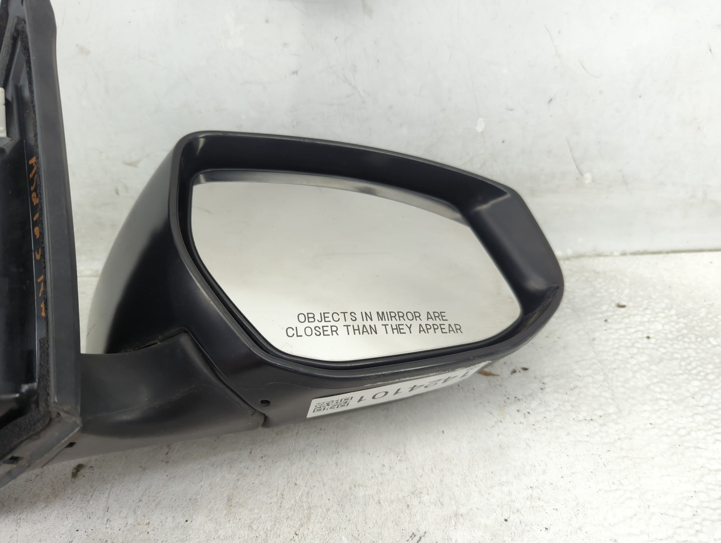 2016-2019 Nissan Sentra Passenger Side View Mirror - Right Door Mirror OEM Used - Oemusedautoparts1.com