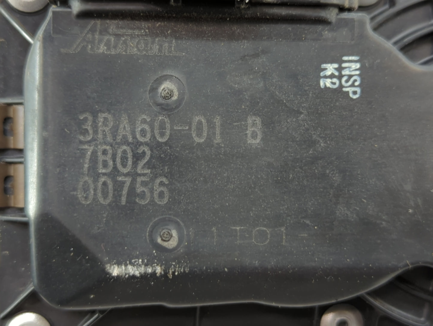 2013-2019 Nissan Sentra Throttle Body P/N:3RA60-01 C 3RA60-01 E, 3RA60-01 D Fits Fits 2013 2014 2015 2016 2017 2018 2019 OEM