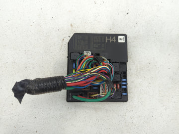 2013-2019 Nissan Sentra Fusebox Fuse Box Panel Relay Module P/N:284B7 3RA3B 284B7 3RA3E Fits OEM Used Auto Parts