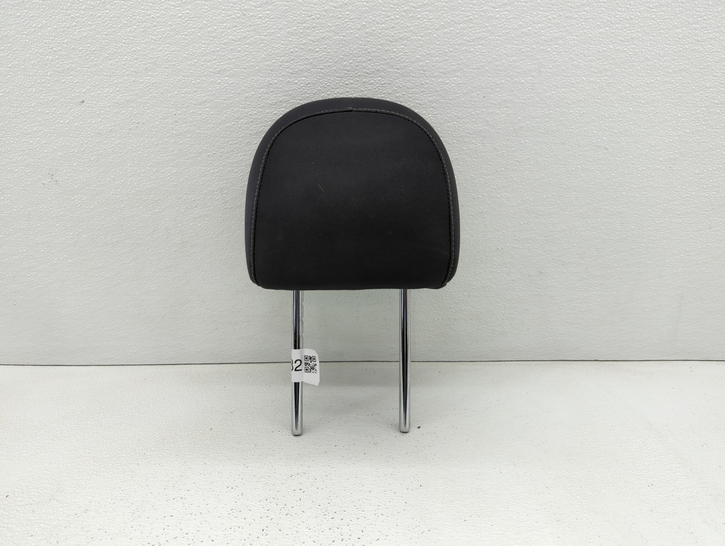 2017-2019 Nissan Sentra Headrest Head Rest Front Driver Passenger Seat - Oemusedautoparts1.com