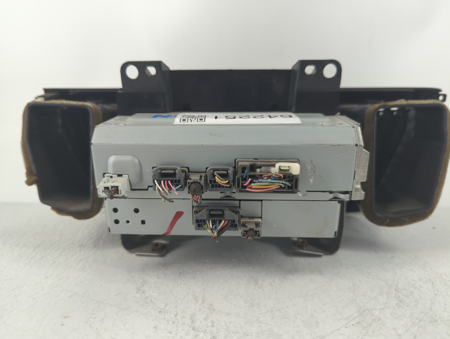 2017-2019 Nissan Sentra Am Fm Cd Player Radio Receiver - Oemusedautoparts1.com