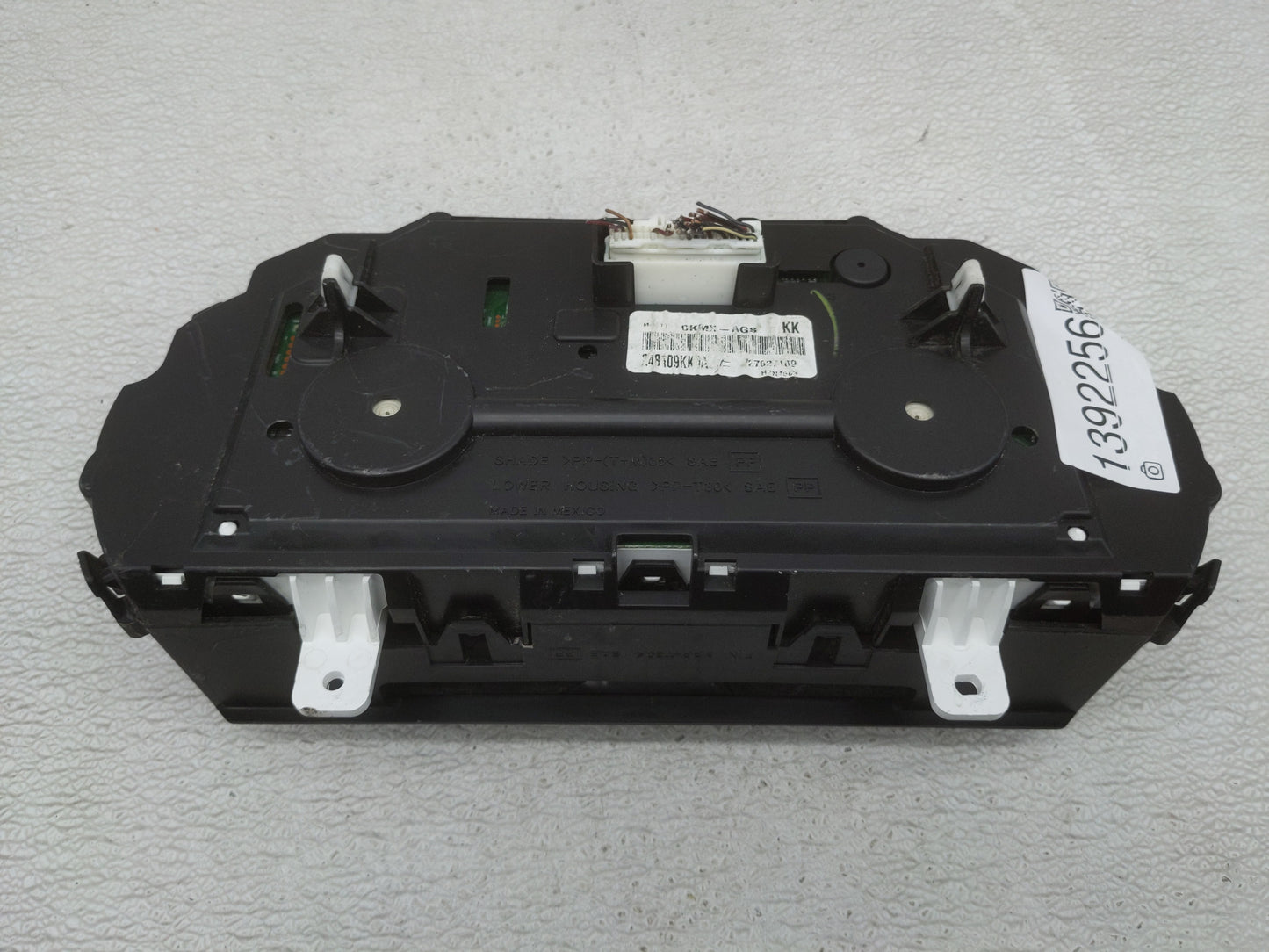 2015-2018 Nissan Versa Instrument Cluster Speedometer Gauges P/N:CKMX-AGS Fits Fits 2015 2016 2017 2018 OEM Used Auto Parts