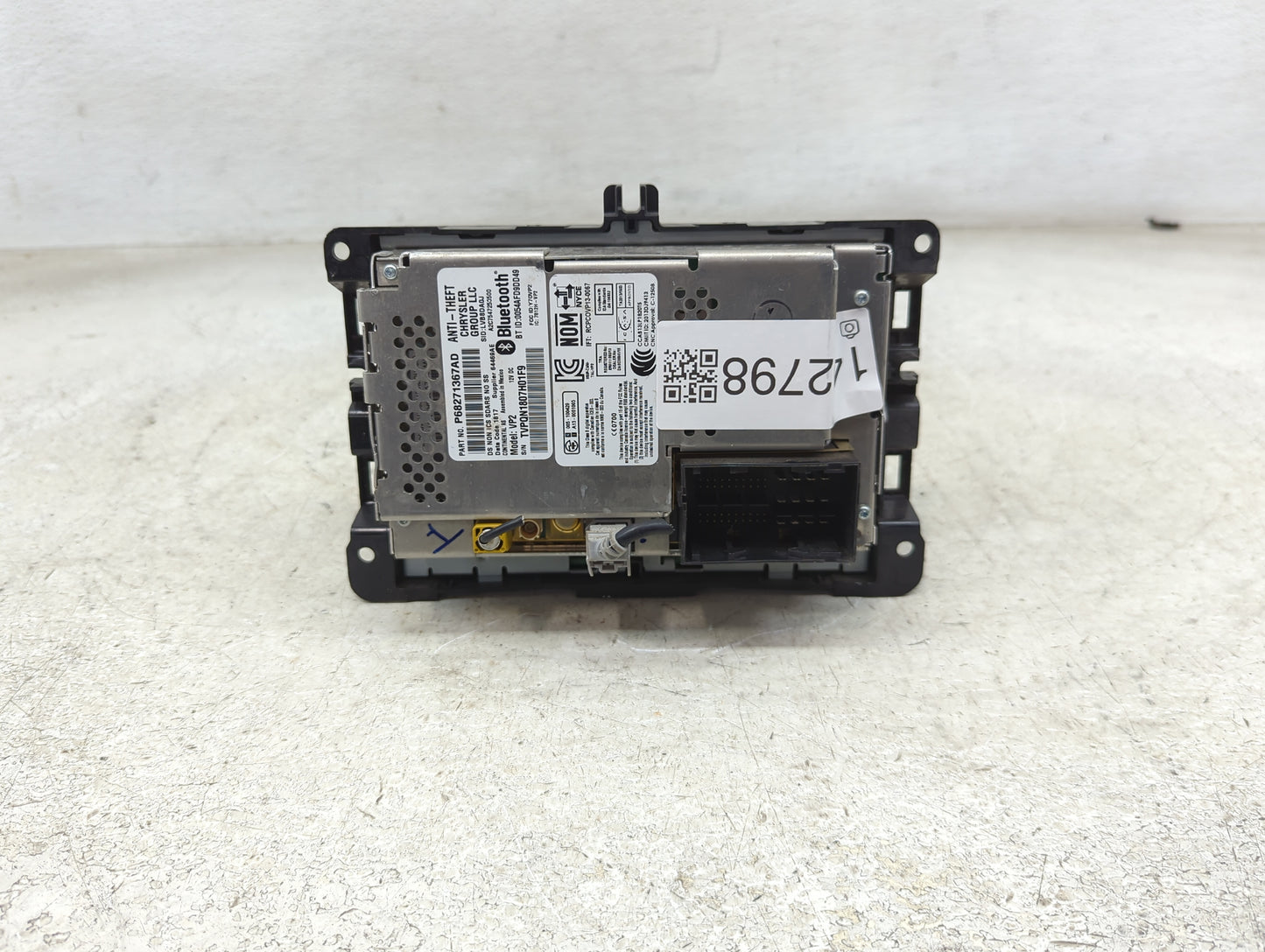 2017 Ram 1500 Radio AM FM Cd Player Receiver Replacement P/N:P68271367AD Y7OVP2, 7812H-VP2 Fits OEM Used Auto Parts - Oemuse