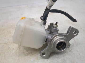 2017 Subaru Crosstrek Brake Master Cylinder