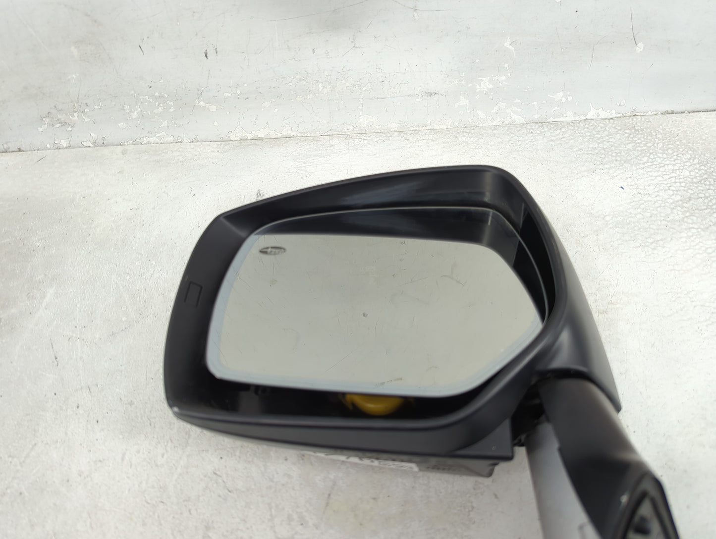 2017 Subaru Forester Driver Side View Mirror - Left Door Mirror OEM Used - Oemusedautoparts1.com
