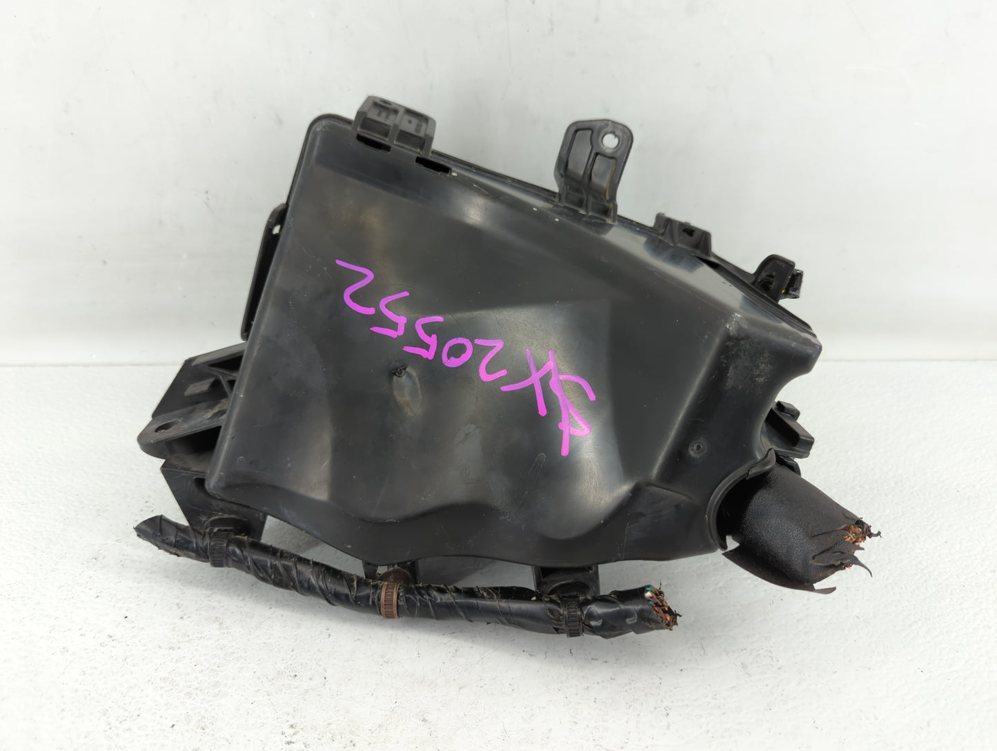 2015 Subaru Legacy Fusebox Fuse Box Panel Relay Module P/N:MB504300B Fits OEM Used Auto Parts - Oemusedautoparts1.com