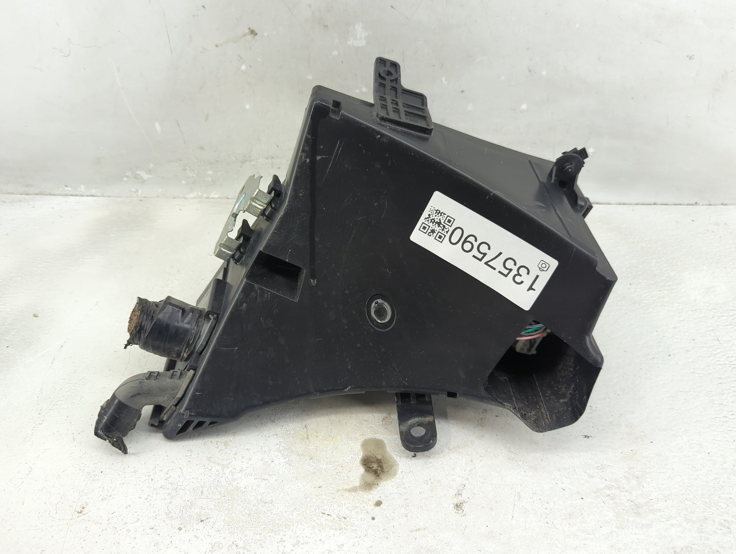 2015-2021 Subaru Wrx Fusebox Fuse Box Panel Relay Module P/N:MB502000B Fits Fits 2015 2016 2017 2018 2019 2020 2021 OEM Used