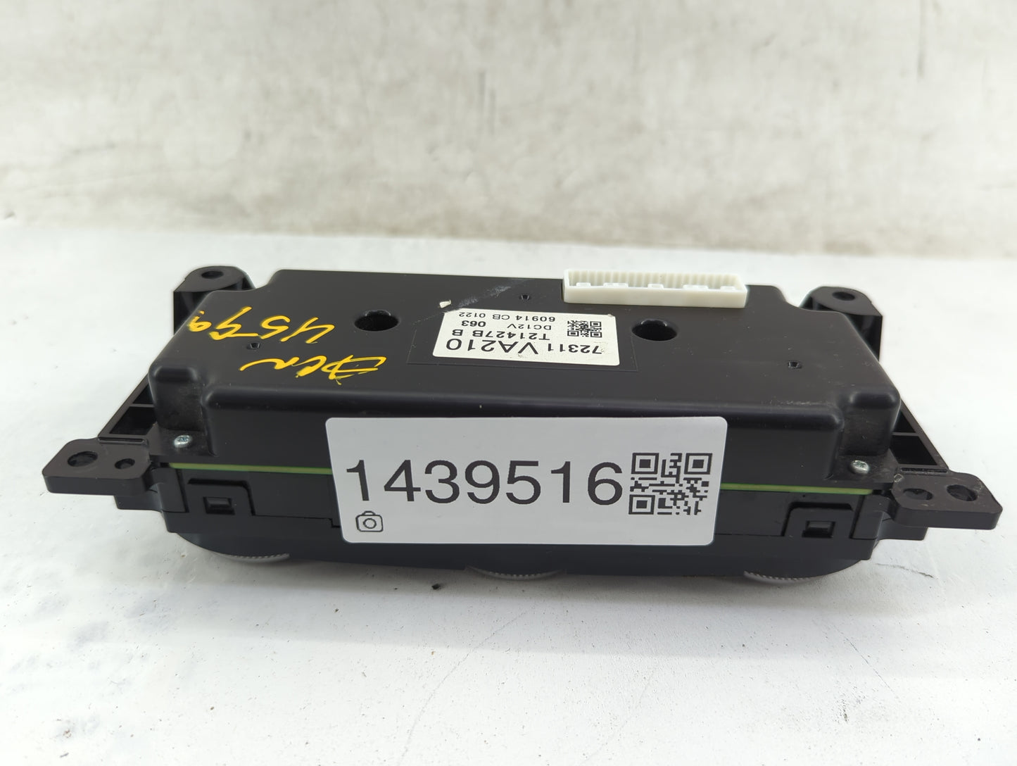 2017 Subaru Wrx Climate Control Module Temperature AC/Heater Replacement P/N:72311VA210 Fits OEM Used Auto Parts - Oemusedau
