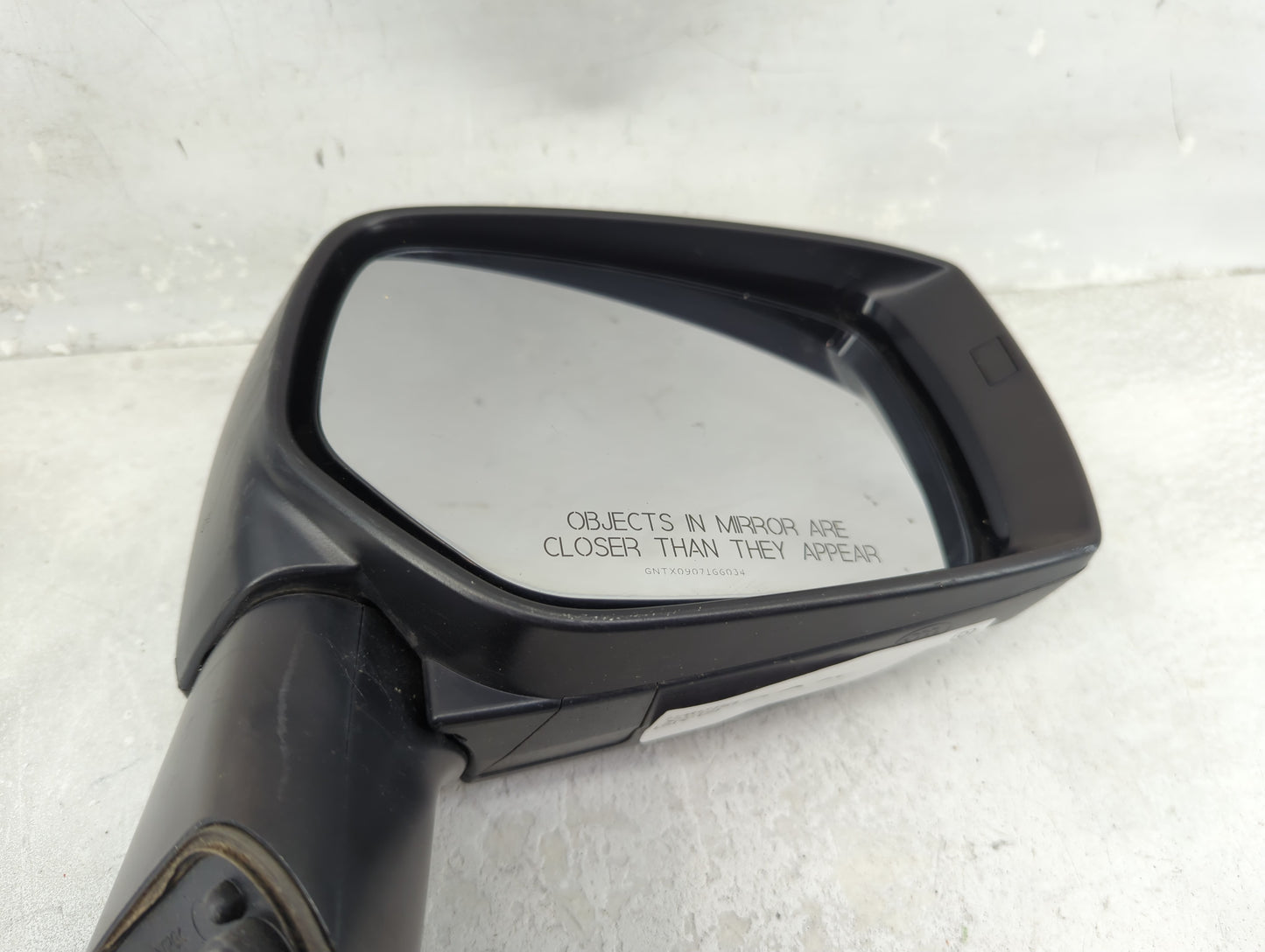 2017 Subaru Xv Driver Side View Mirror - Left Door Mirror OEM Used - Oemusedautoparts1.com