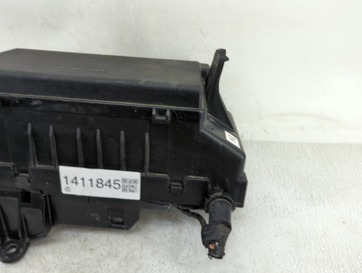 2014-2019 Toyota 4runner Fusebox Fuse Box Panel Relay Module Fits Fits 2014 2015 2016 2017 2018 2019 OEM Used Auto Parts - O