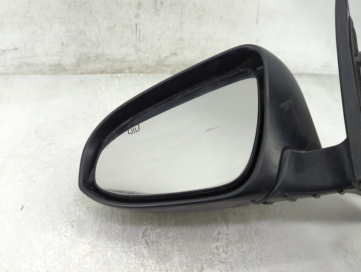 2013-2018 Toyota Avalon Driver Side View Mirror - Left Door Mirror OEM Used - Oemusedautoparts1.com