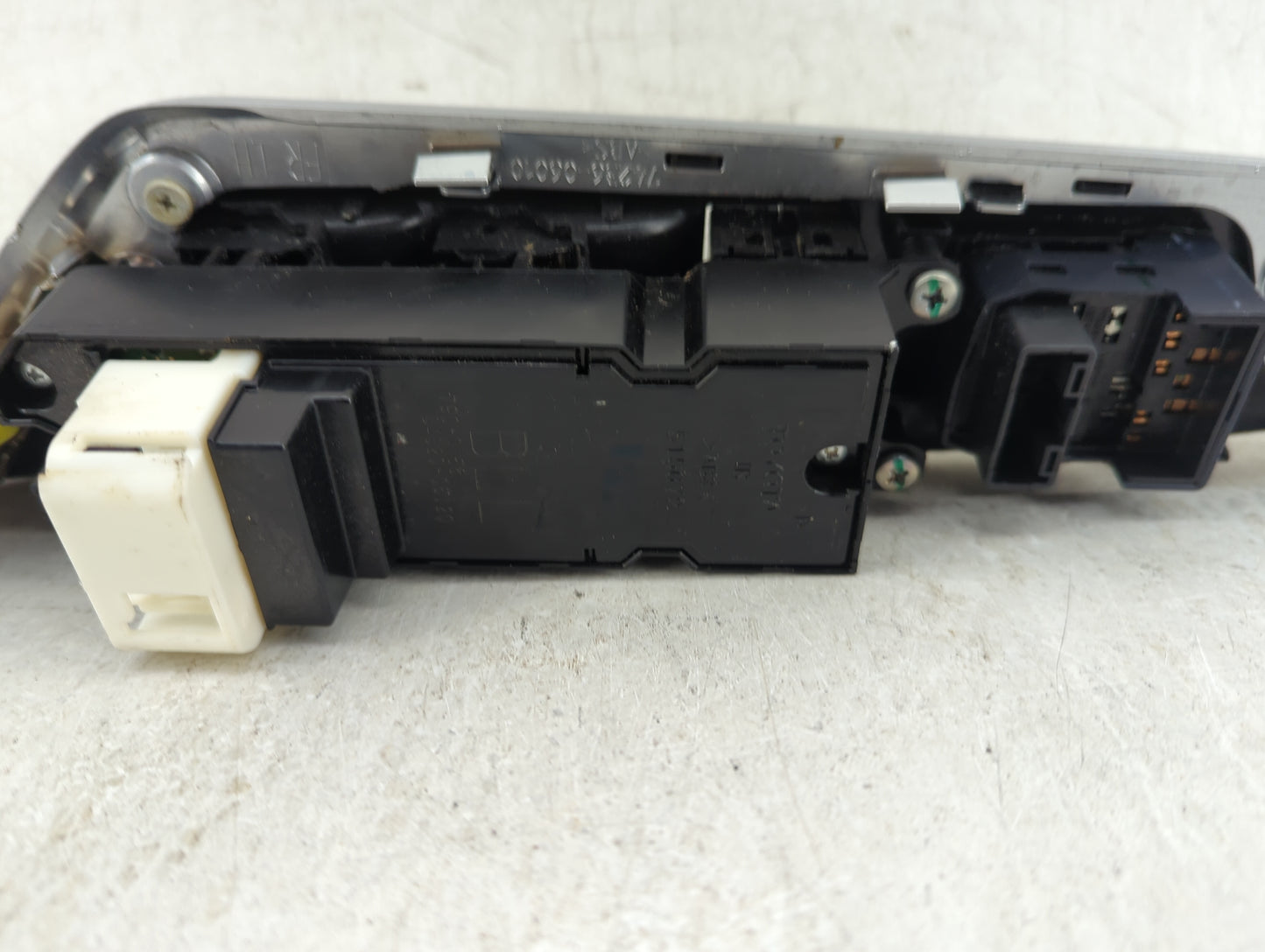 2015-2017 Toyota Camry Master Power Window Switch Replacement Driver Side Left Fits Fits 2015 2016 2017 OEM Used Auto Parts