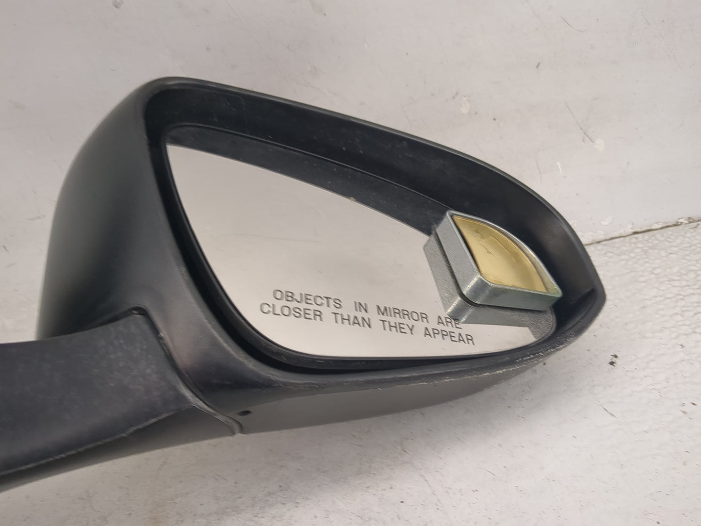2015-2017 Toyota Camry Driver Side View Mirror - Left Door Mirror OEM Used - Oemusedautoparts1.com