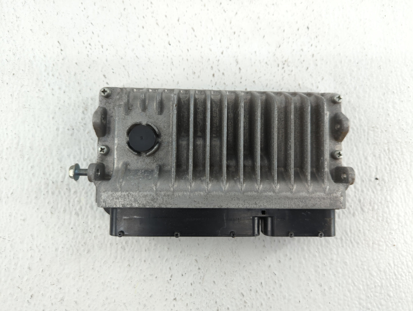 2016-2017 Toyota Camry PCM Engine Control Computer ECU ECM PCU OEM P/N:89661-06T21 89661-06T22 Fits Fits 2016 2017 OEM Used