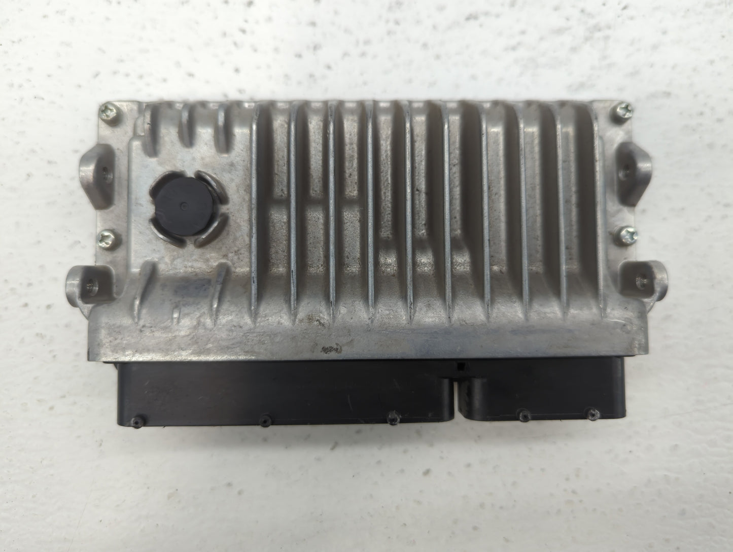 2016-2017 Toyota Camry PCM Engine Control Computer ECU ECM PCU OEM P/N:89661-06N11 Fits Fits 2016 2017 OEM Used Auto Parts -