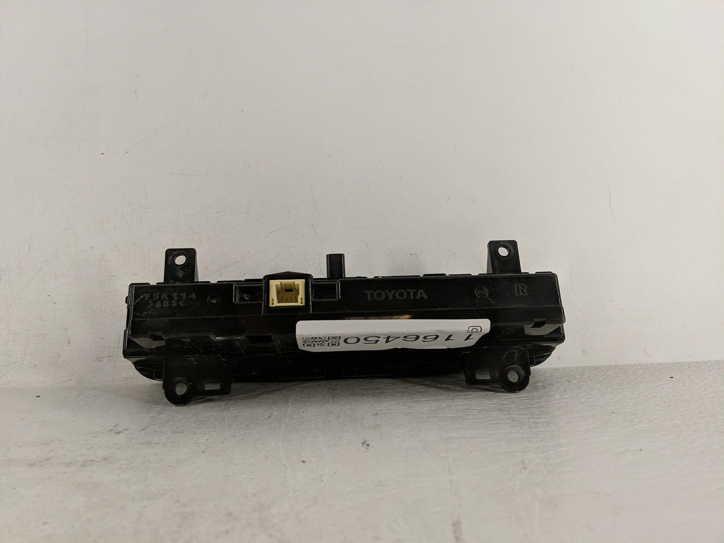 2017-2019 Toyota Corolla Climate Control Module Temperature AC/Heater Replacement P/N:75K114 Fits Fits 2017 2018 2019 OEM Us