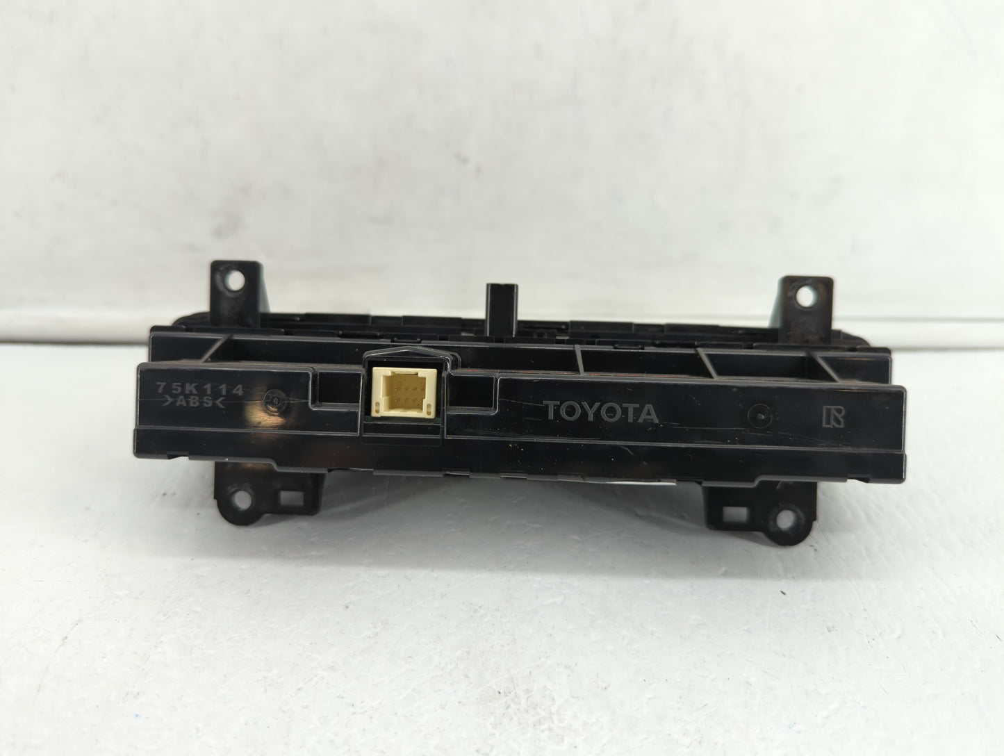 2017-2019 Toyota Corolla Climate Control Module Temperature AC/Heater Replacement P/N:06964 55900-02A30 Fits Fits 2017 2018