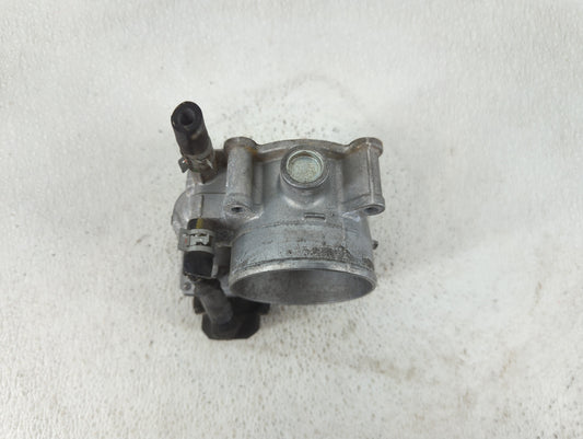 2017-2022 Toyota Highlander Throttle Body P/N:22030-0P060 Fits Fits 2016 2017 2018 2019 2020 2021 2022 OEM Used Auto Parts