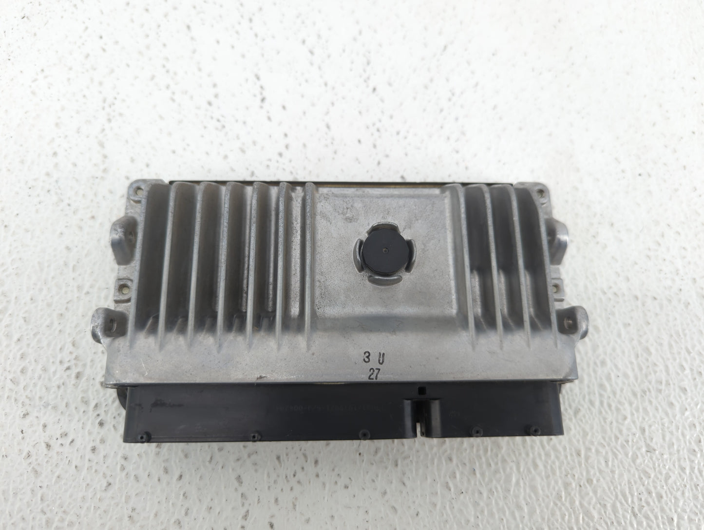 2017-2018 Toyota Prius PCM Engine Control Computer ECU ECM PCU OEM P/N:89661-47643 89661-47642 Fits Fits 2017 2018 OEM Used