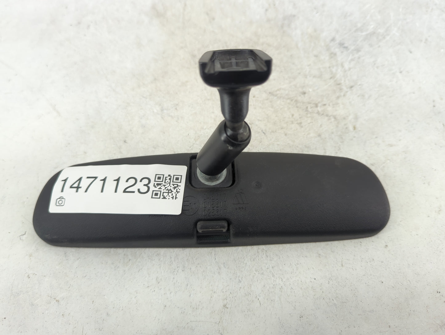 2016-2022 Toyota Rav4 Interior Rear View Mirror Replacement OEM P/N:045617 015617 Fits Fits 2016 2017 2018 2019 2020 2021 20