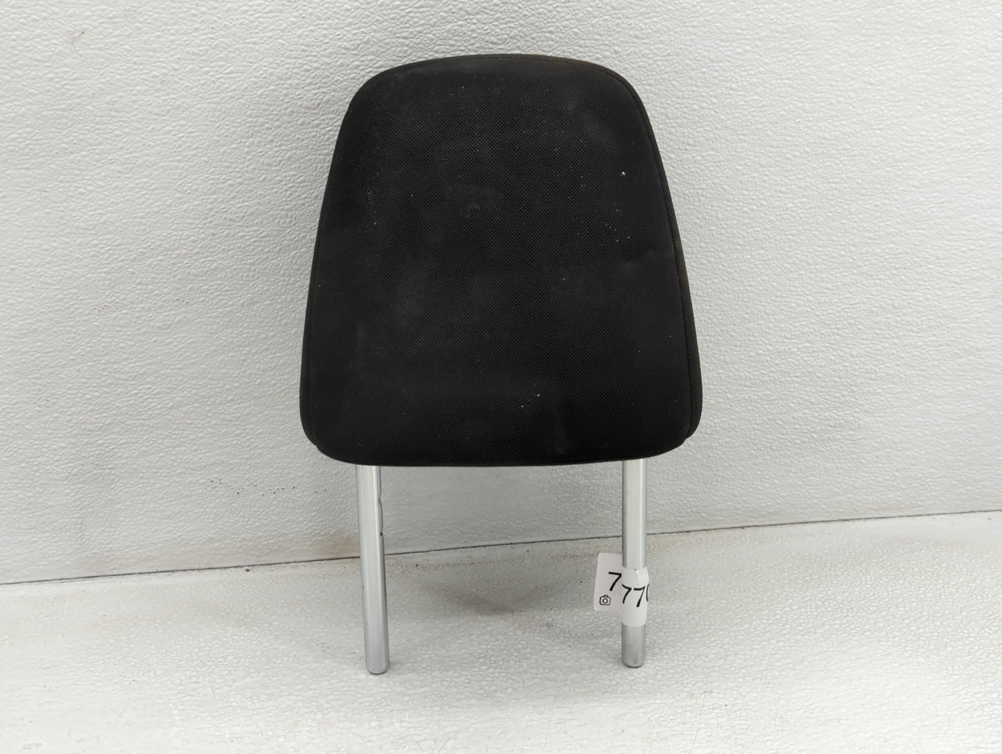 2017 Toyota Rav4 Headrest Head Rest Front Driver Passenger Seat Black - Oemusedautoparts1.com