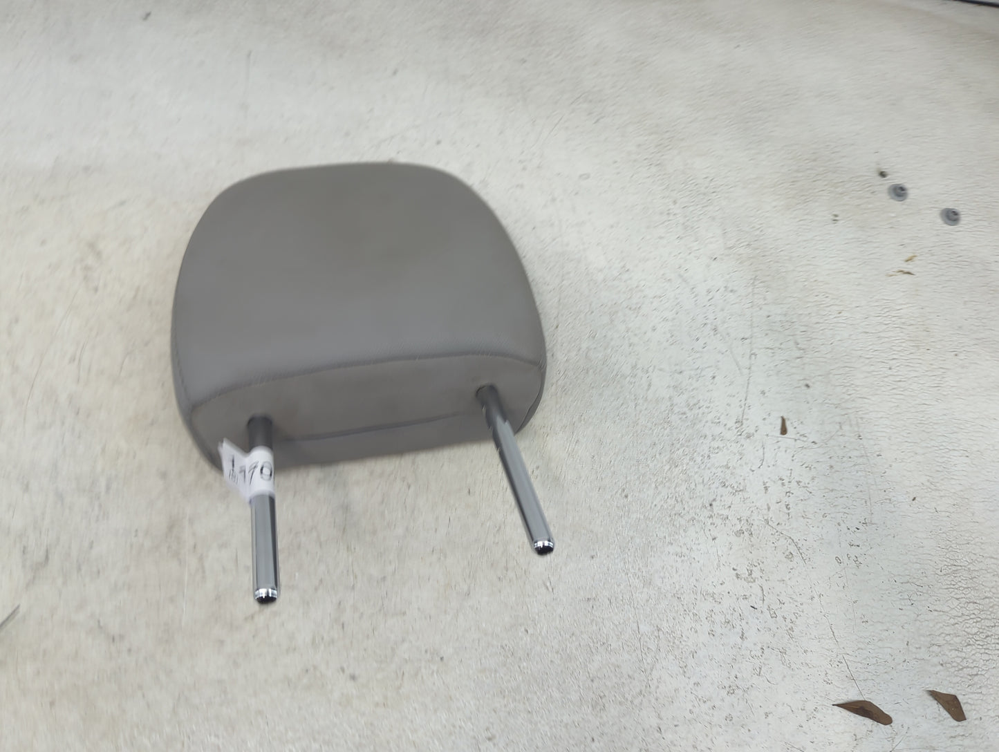2012-2020 Toyota Sienna Headrest Head Rest Front Driver Passenger Seat Fits Fits 2012 2013 2014 2015 2016 2017 2018 2019 202