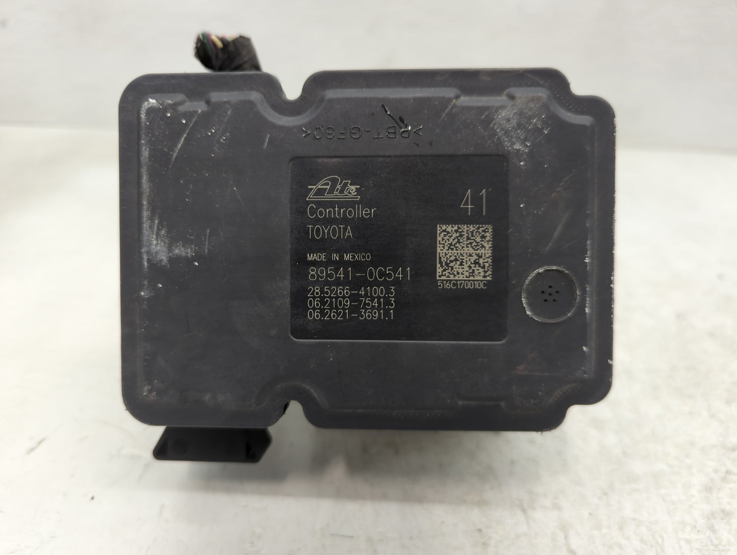 2016-2017 Toyota Tundra ABS Pump Control Module Replacement P/N:44500-0C421 Fits Fits 2016 2017 OEM Used Auto Parts - Oemuse