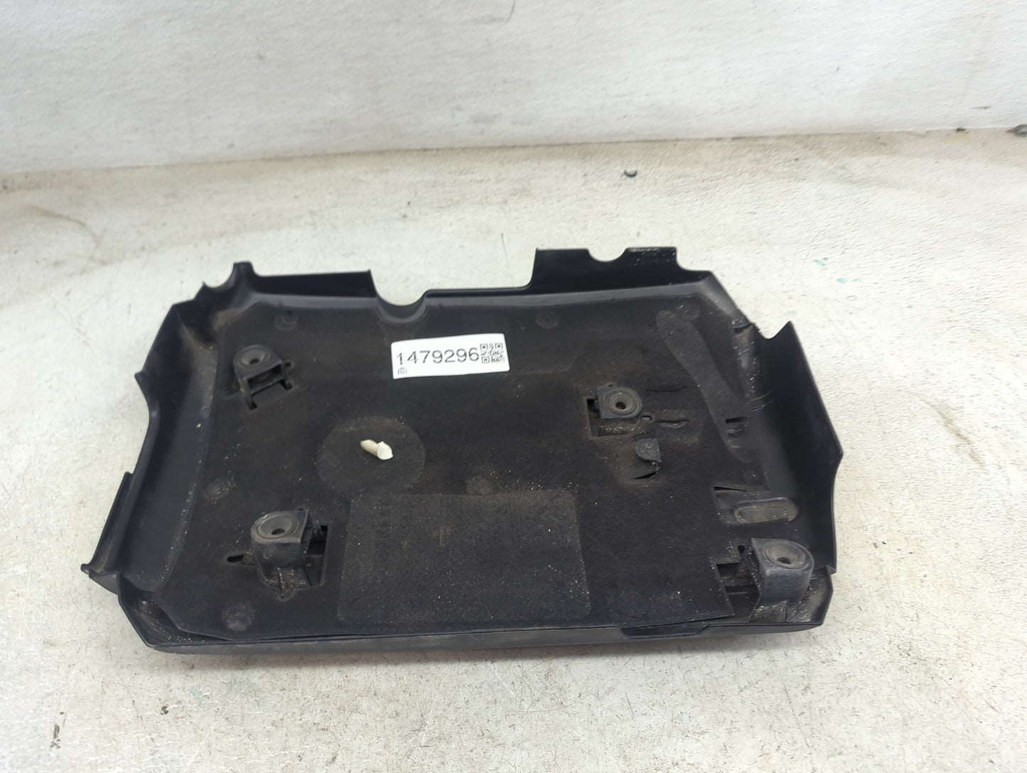 2017 Volkswagen Golf Engine Cover 1479296 - Oemusedautoparts1.com