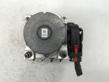 2015-2016 Volkswagen Golf Anti-Lock Brake ABS Pump Module Actuator OEM P/N:5Q0 614 517 AQ 5Q0 614 517 AF Fits Fits 2015 2016 2017 OEM Used Auto Parts