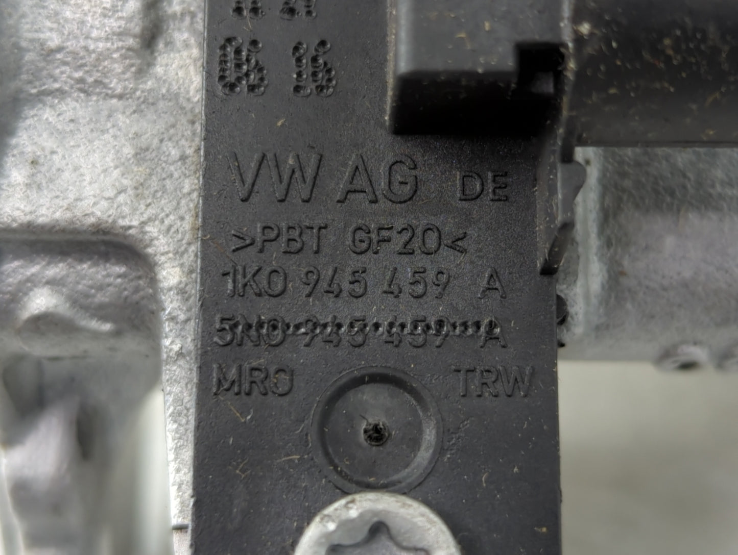 2015-2019 Volkswagen Golf Brake Master Cylinder - Oemusedautoparts1.com