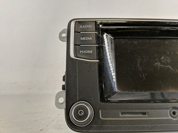 2017 Volkswagen Jetta Radio AM FM Cd Player Receiver Replacement P/N:561 035 150 A Fits OEM Used Auto Parts