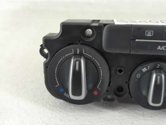 2017-2018 Volkswagen Jetta Climate Control Module Temperature AC/Heater Replacement P/N:90151-904 Fits Fits 2017 2018 OEM Used Auto Parts