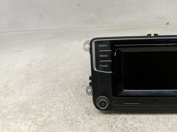 2017 Volkswagen Jetta Radio AM FM Cd Player Receiver Replacement P/N:561 035 150 A Fits OEM Used Auto Parts