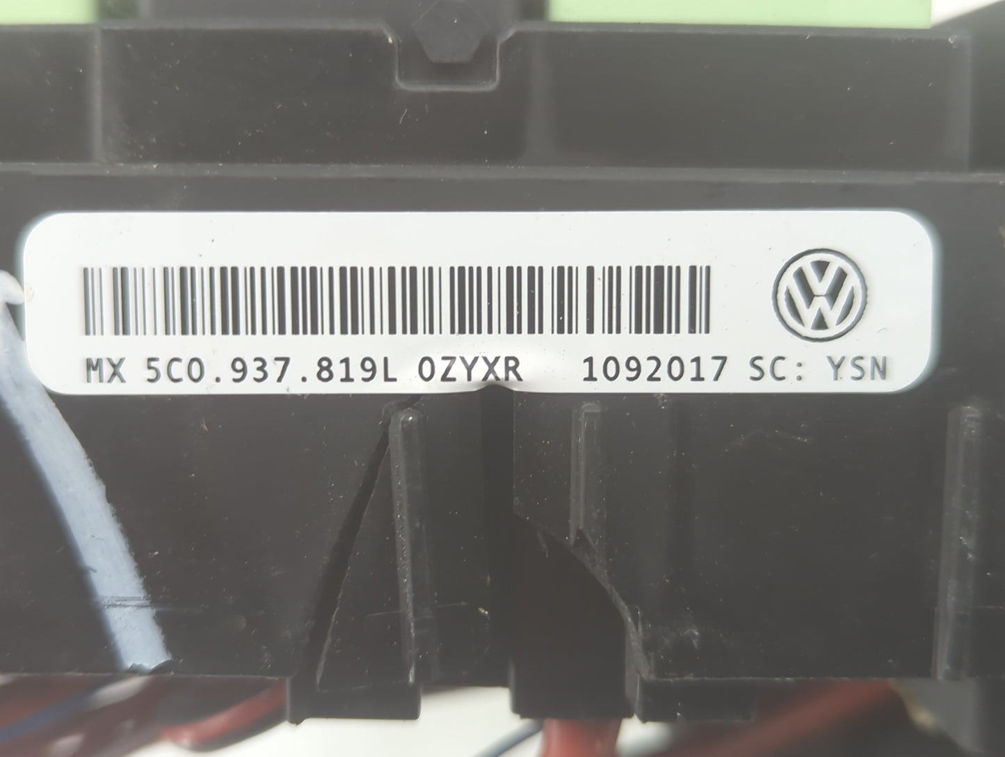 2015-2018 Volkswagen Jetta Fusebox Fuse Box Panel Relay Module P/N:5C0 937 819L 5C0 937 132 A Fits Fits 2015 2016 2017 2018
