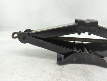 2017 Volkswagen Jetta Spare Scissor Car Jack