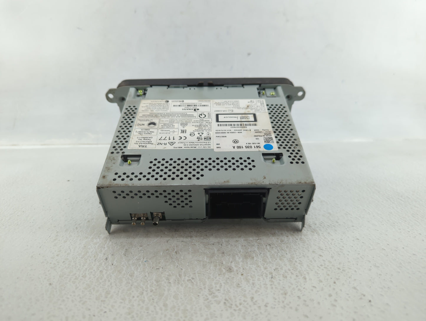 2017-2017 Volkswagen Jetta Am Fm Cd Player Radio Receiver - Oemusedautoparts1.com