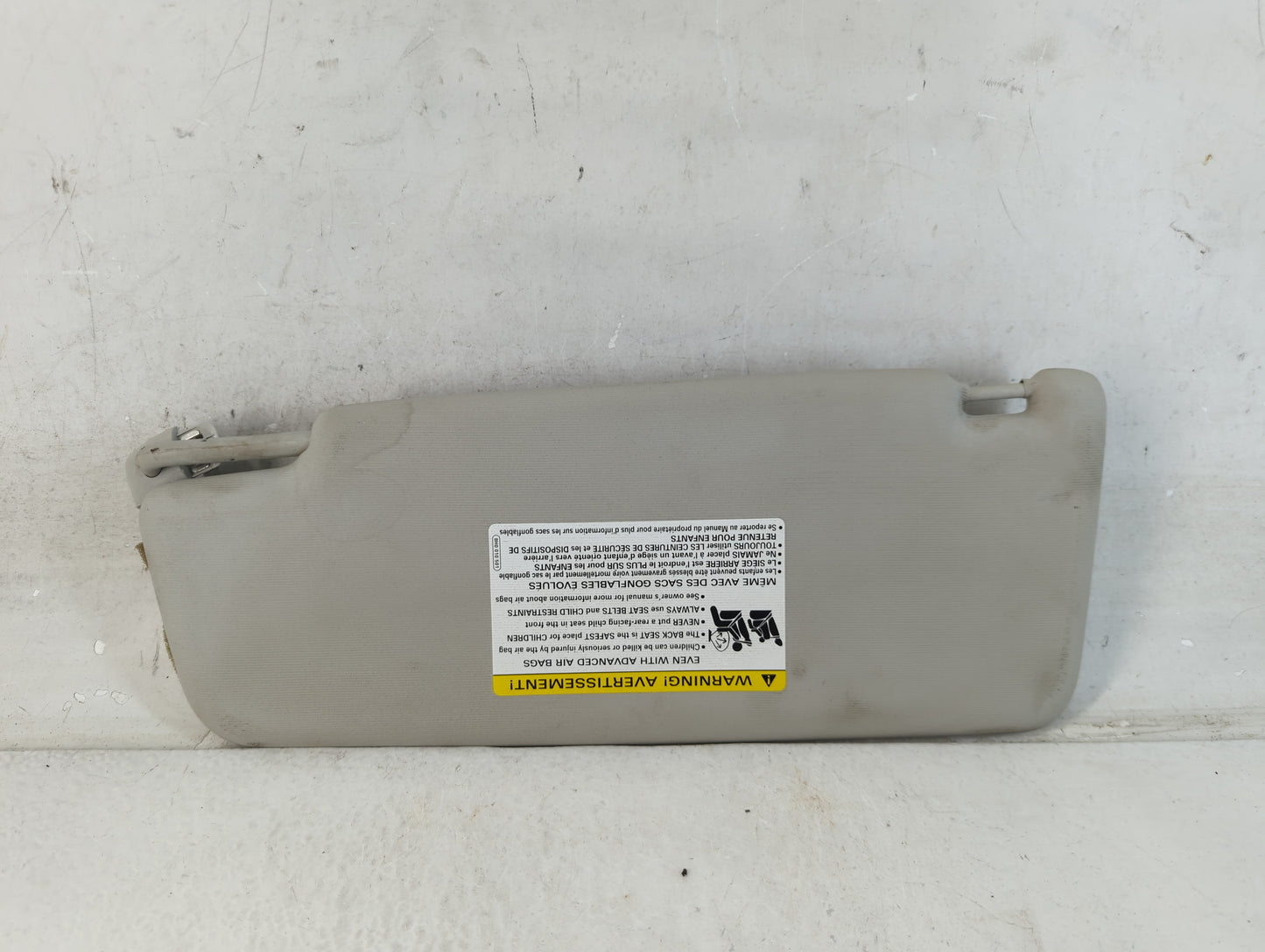 2012-2020 Volkswagen Passat Sun Visor Shade Replacement Passenger Right Mirror Fits OEM Used Auto Parts - Oemusedautoparts1.
