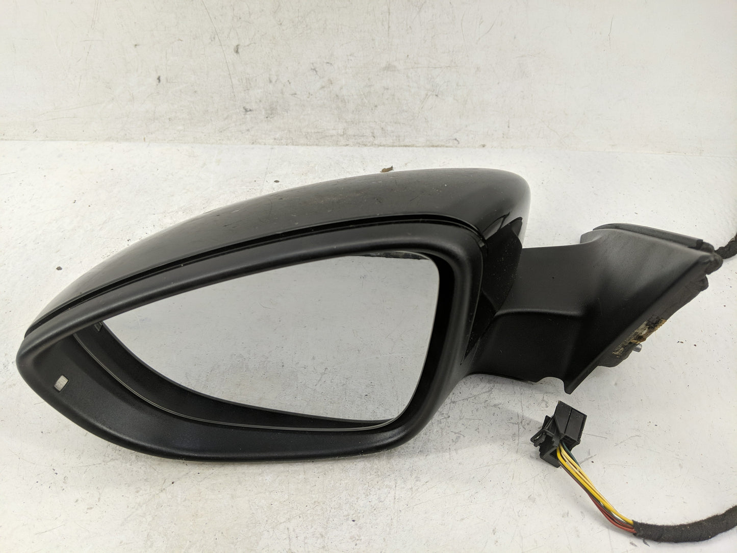 2016-2020 Volkswagen Passat Side Mirror Replacement Driver Left View Door Mirror P/N:E1012522 Fits Fits 2016 2017 2018 2019