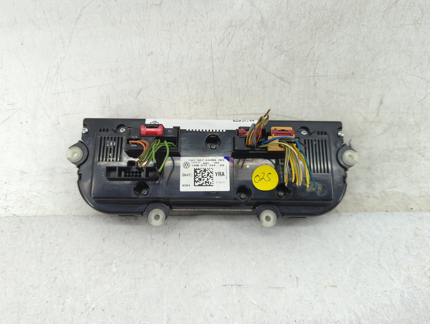 2016-2018 Volkswagen Passat Climate Control Module Temperature AC/Heater Replacement P/N:561907044BE 5HB01234409 Fits OEM Us