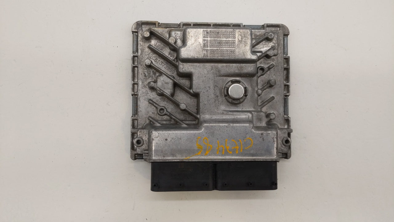 2017 Volkswagen Passat PCM Engine Control Computer ECU ECM PCU OEM P/N:06K 907 425 C Fits OEM Used Auto Parts - Oemusedautop