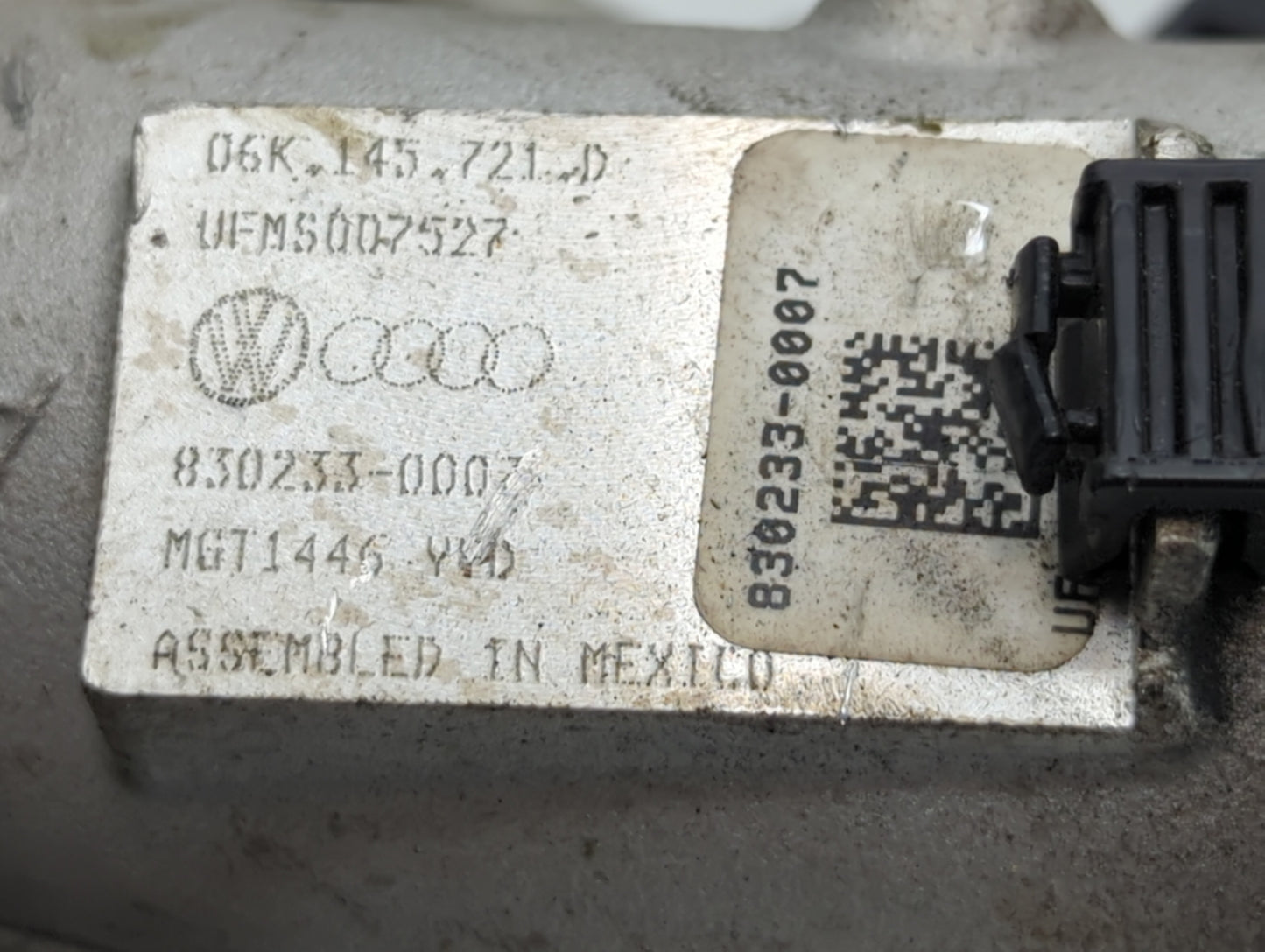 2012 Volkswagen Passat Turbocharger Exhaust Manifold With Turbo Charger 693435 - Oemusedautoparts1.com