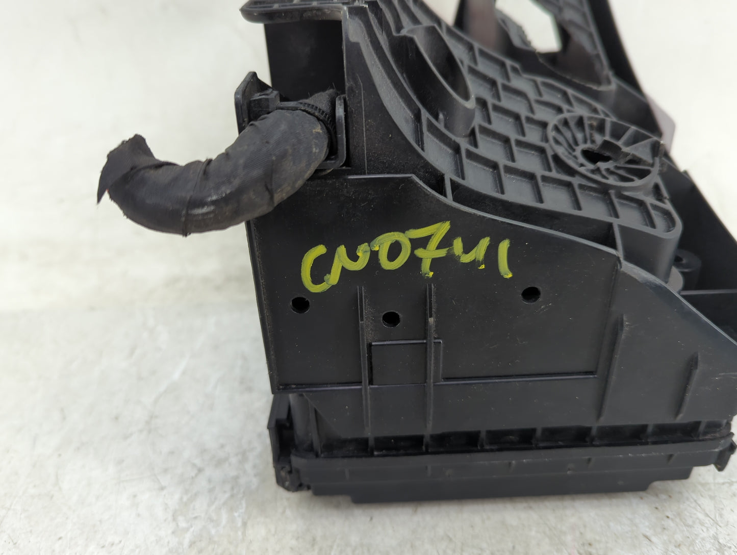 2012-2018 Volkswagen Tiguan Fusebox Fuse Box Panel Relay Module Fits Fits 2008 2009 2010 2012 2013 2014 2015 2016 2017 2018